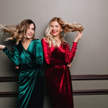 Cómo ser la invitada perfecta sin estrenar look.